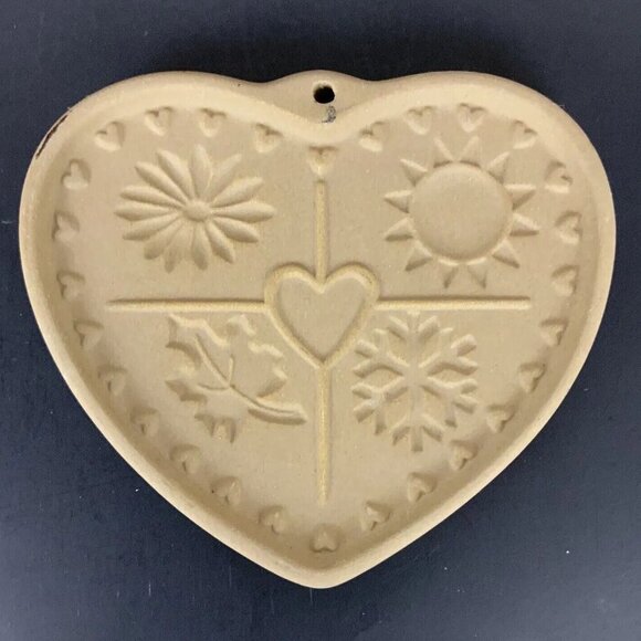 The Pampered Chef Heart-Shaped Stoneware Cookie Mold Lot Of 4 Family Heritage - Picture 3 of 10